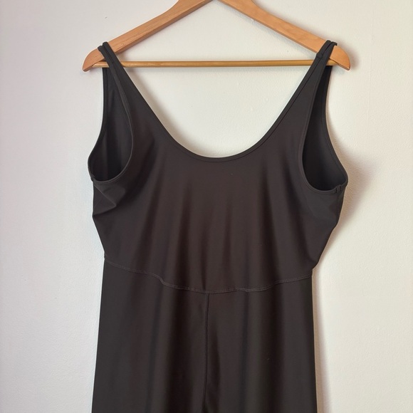 Old Navy PowerSoft Women's Sleeveless 7/8 bodysuit XL - Picture 4 of 10